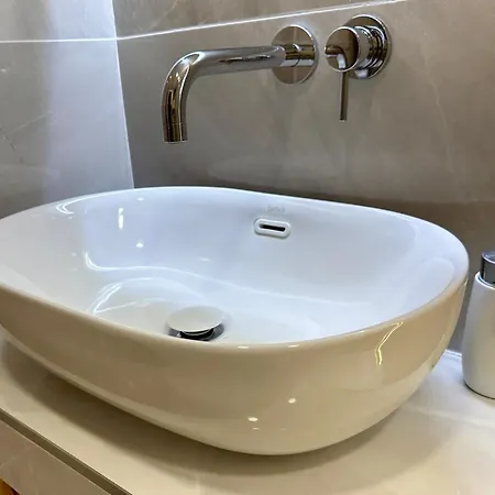 Apartment Luxury Diamond - Ocean View, Big Terraces, Air Con, Wifi *