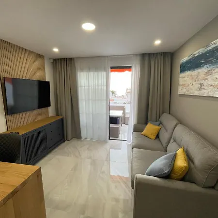 Apartment Luxury Diamond - Ocean View, Big Terraces, Air Con, Wifi *