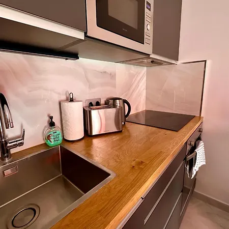 Luxury Diamond - Ocean View, Big Terraces, Air Con, Wifi Apartment